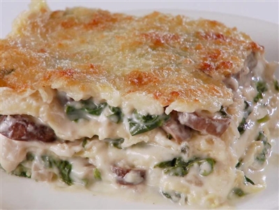 Mushroom and Spinach White Lasagna