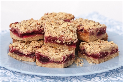 Cherry Almond Streusel Bars