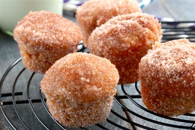 Cinnamon Muffin Doughnuts