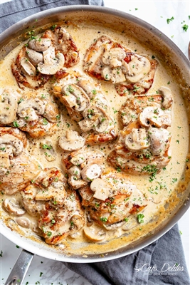 Chicken Thighs with Creamy Mushroom Sauce KETO