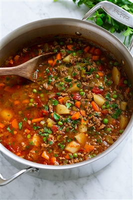 Hearty Beef, potato and Vegetable Soup