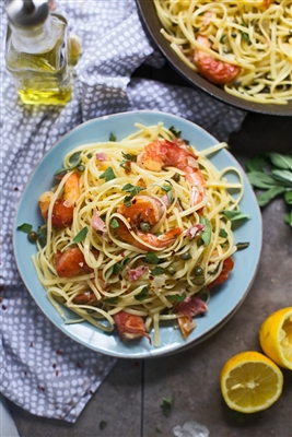 Simple lemon, shrimp and prosciutto pasta