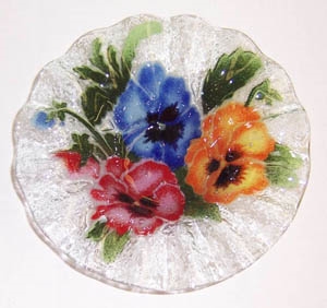 Bold Pansy 7 inch Bowl