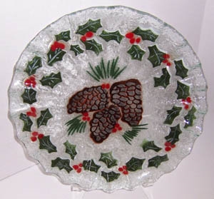 Pine Cone and Holly 10.75 inch Plate