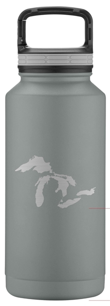 Great Lakes Silhouette 32 Oz Stainless Vacuum Insulated Water Bottle in Charcoal Grey