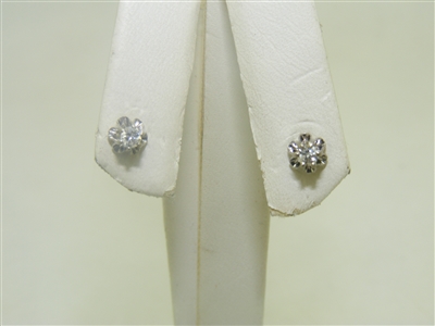 White gold Diamond Studs
