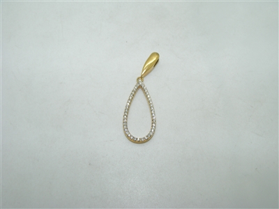 18k yellow gold diamond pendant