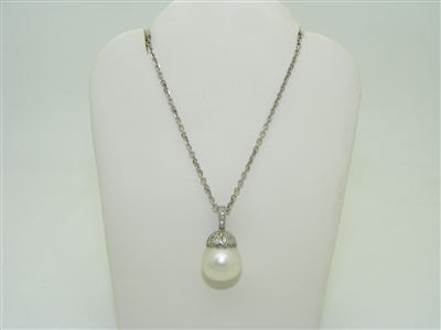 14k white gold diamond and south sea cultured pearl pendant