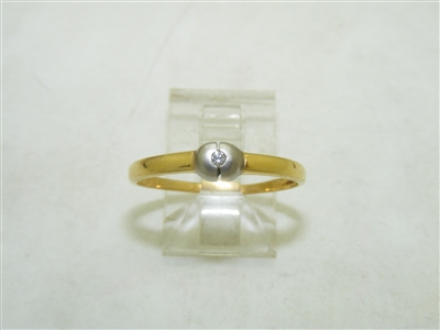 Beautiful Unique Diamond Yellow Gold Ring