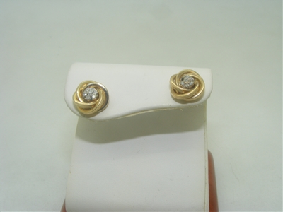 14k yellow gold knot earring