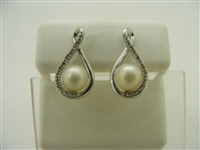 (925) sterling silver white culture pearl with diamonds