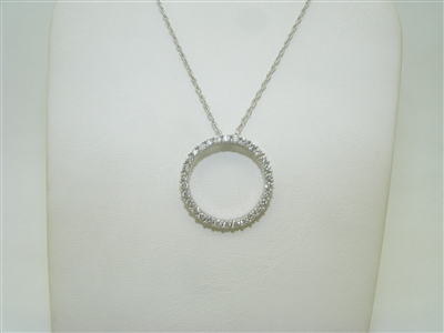 14K White Gold Circle Diamond Pendant