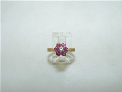 Flower natural ruby diamond ring