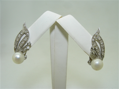 vintage diamond and pearl earring clip on (non pierced)