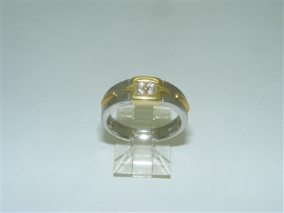 Two Tone Diamond ring