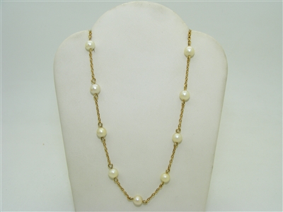 18k yellow gold cultured pearl necklace