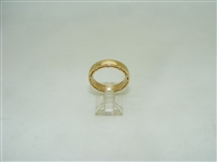 18k yellow gold Damiani and Brad Pitt wedding band ring with diamonds