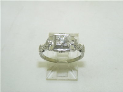 18k White Gold Vintage Diamond Ring