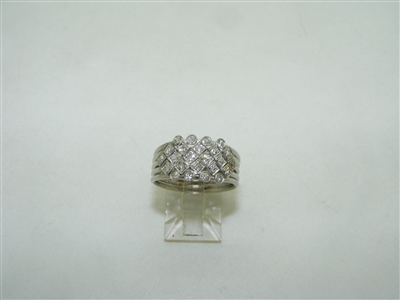 Beautiful 14k white gold 1960's vintage diamond ring