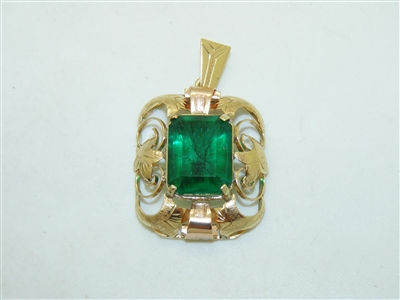 14k Yellow Gold Vintage Natural Green Quartz Pendant