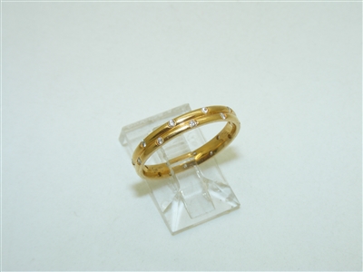 Beautiful 18k Yellow Gold Diamond Band