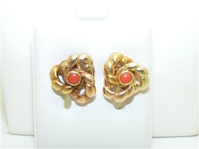 18k Gold Red Coral Earring
