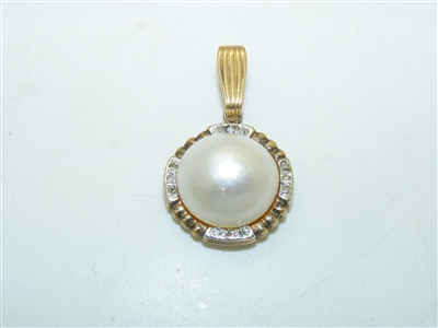 Mabe Pearl Pendant