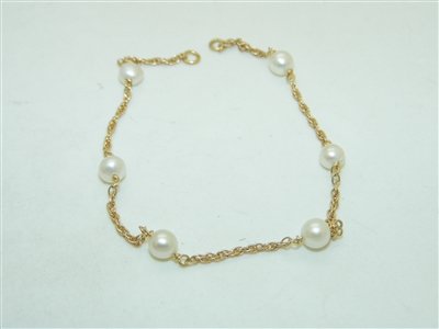 14k Yellow Gold Pearl Bracelet