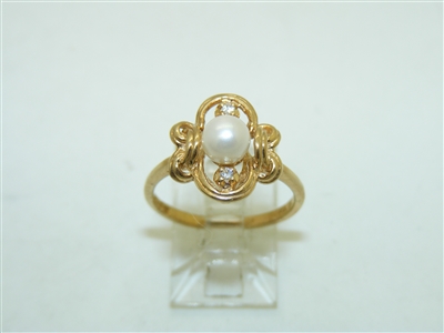 14k Yellow Gold Pearl Ring