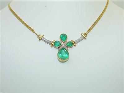 18k Yellow Gold Natural Emerald And Diamond Necklace