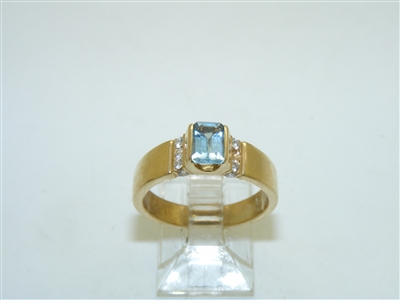 14k Yellow Gold Aquamarine Diamond Ring