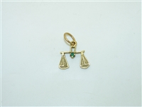 18k yellow Gold Scale Pendant