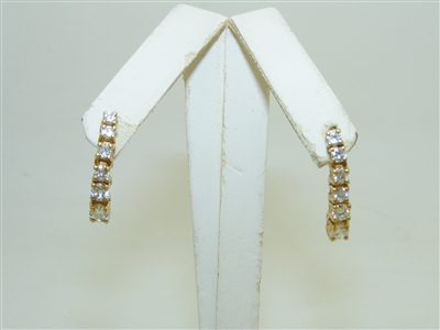 14k Yellow Gold Diamond earring