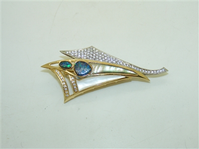 18k Yellow Gold Pearl Pin