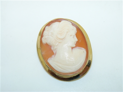 14k Yellow Gold Cameo Pendant