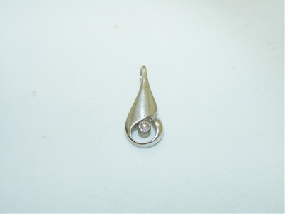 14k White gold Diamond Pendant