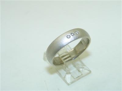 14k White Gold Band