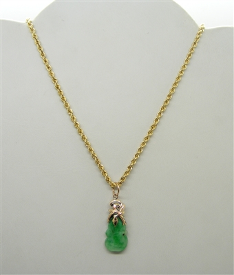 14k Yellow Gold Chinese Jade Rope Chain Necklace. (1970 Vintage Pendant)