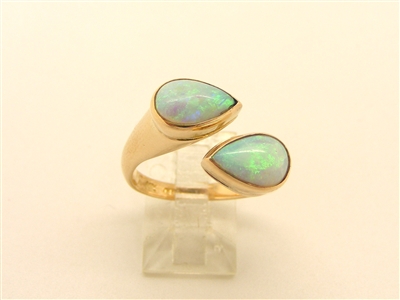 Yellow Gold ring with Opal Stone