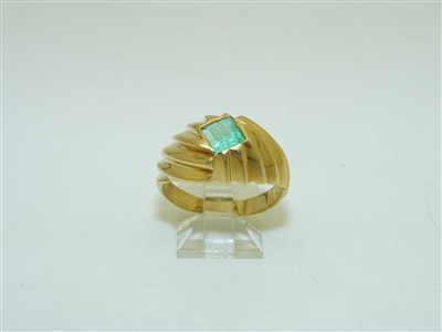 18k Yellow Gold Emerald Ring