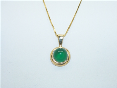 14k Yellow Gold Green Onyx Pendant Necklace