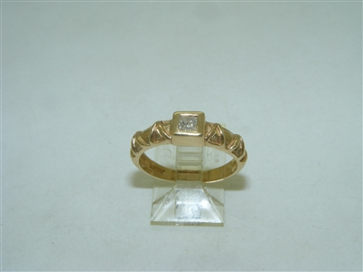 Beautiful Single Diamond ring