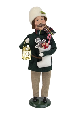 Byers' Choice Caroler - Family with Stockings Man