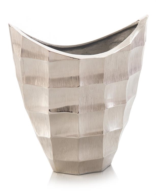 Chiseled Square Pattern Vase