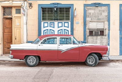 Cuban Car, Red & White