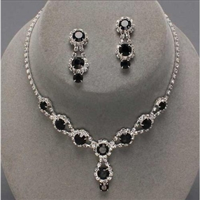 Necklace & Earring Set - Fuchsia