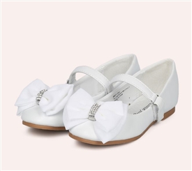 Claire Girls Flat Shoes - WHITE