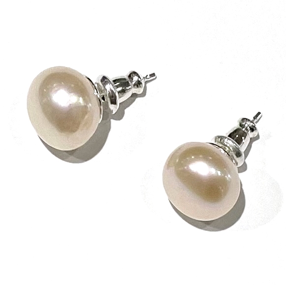 Wendy Mignot | Eloise Button freshwater Pearl Stud Earrings 10mm Blush