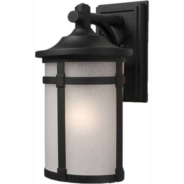 Outdoor Wall Light