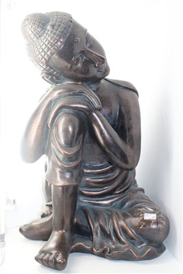 Bronze Buddha head on knee Model -890